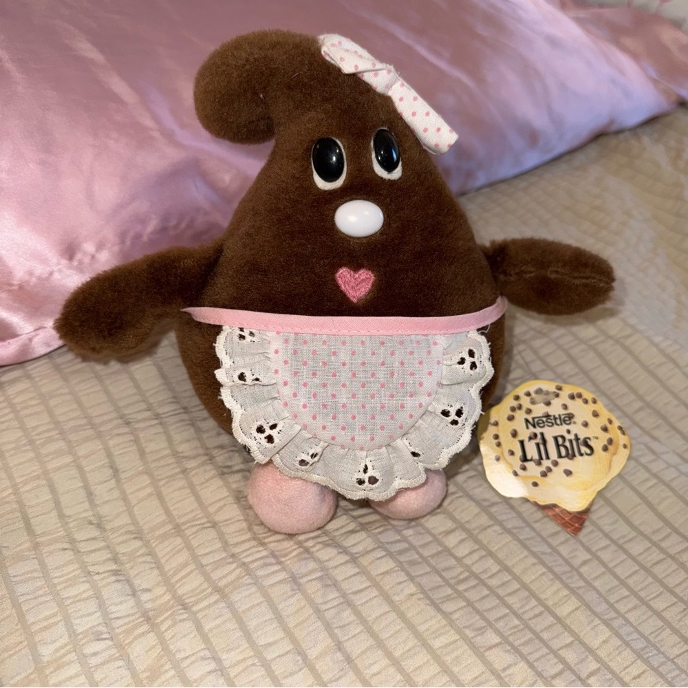 NWT 1984 Vintage Nestle Chocolate Chip Lil Bits Plush